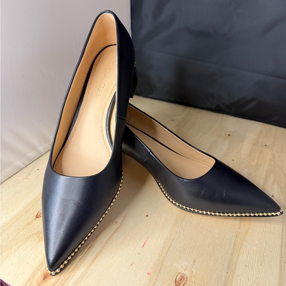 Coach Willa 45 Black Leather pump Heels with Gold Accents